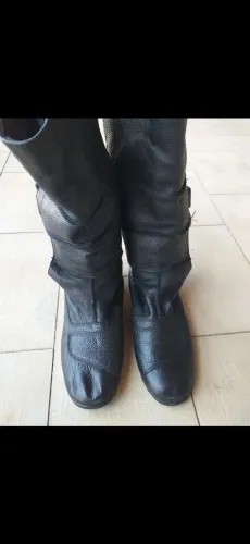 Botas para moto numeração 39.