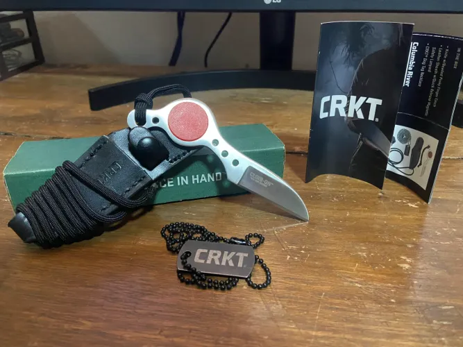 CRKT Clig on - faca de pescoço - NOVA!!!