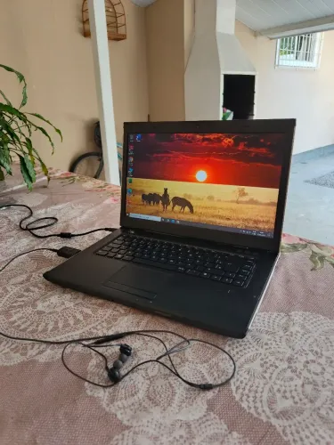 Notebook Dell i5 com 4gb memória, hd500gb, teclado novo, carreg novo, bat ok. LER ANÚNCIO.