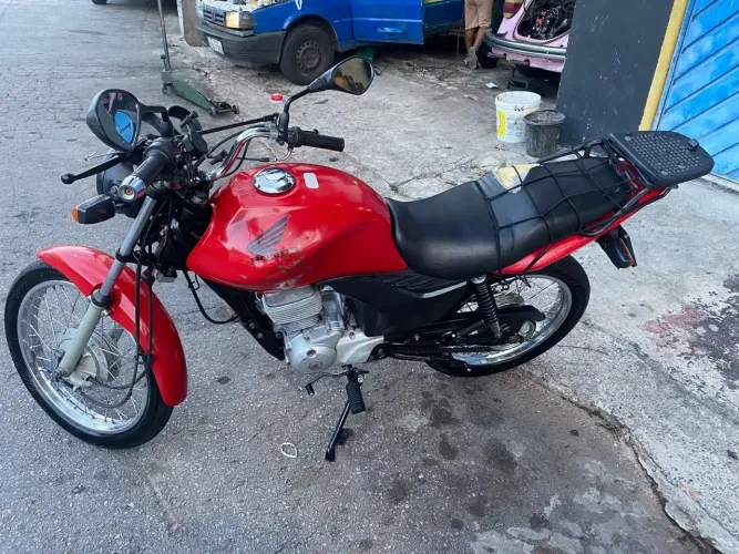 Vende-se fan 125 KS 2012