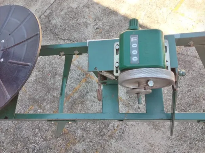 Maquina de medir fios e cabos 