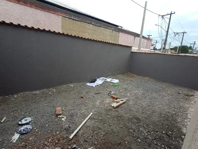 Imóvel para venda tem 60 metros quadrados com 2 quartos em Pacheco - São Gonçalo - RJ