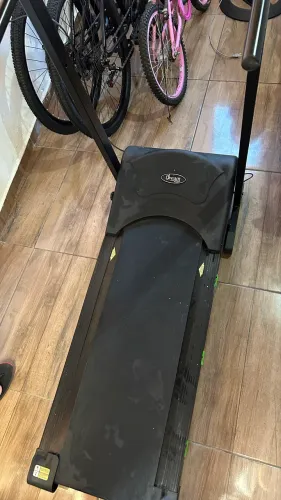 Esteira Elétrica Dream Fitness - Funcionando