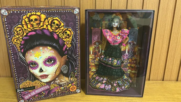 Boneca Barbie Signatura Dia de Muertos