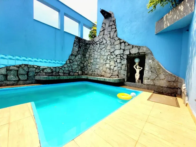 Cobertura Triplex de Alto Padrão na Ponta da Praia, Santos/SP 4 Suítes, Piscina, Espaço G