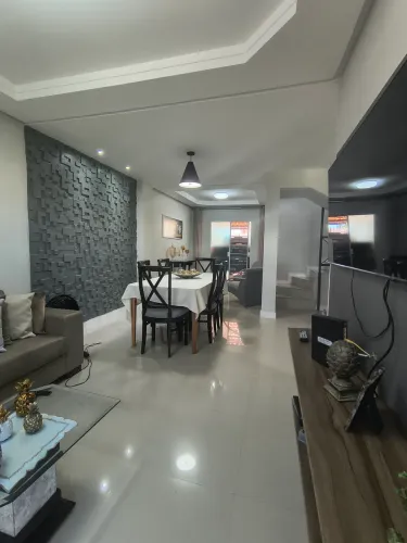 Casa na Coroa do Meio - Condomínio J. Inácio