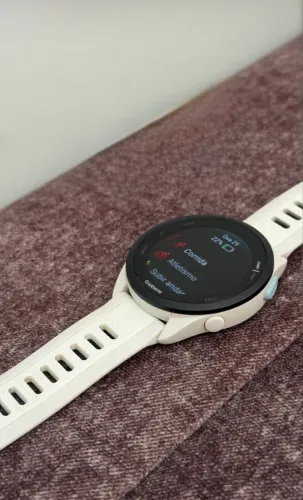Smartwatch Garmin Forerunner 165 Semi-Novo