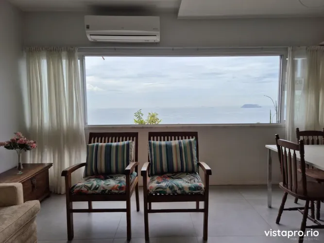 Sol da manhã e vista para o mar no Vidigal, totalmente reformado e mobiliado