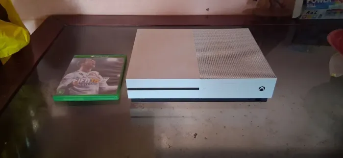 Xbox one s 1T +  jogos 