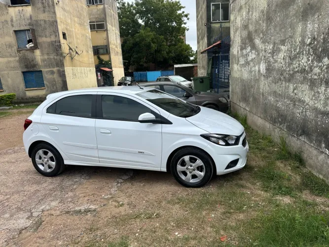 Chevrolet Onix Hatch LT 1.4 8V Flex Mec. 4P 2019
