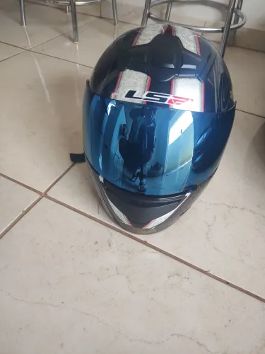 Capacete ls2 número 60 com vizeira camaleão