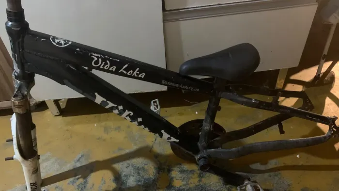 Vendo quadro de vikingX 250R$
