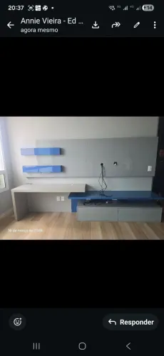 Painel de TV com escrivaninha e gaveteiro