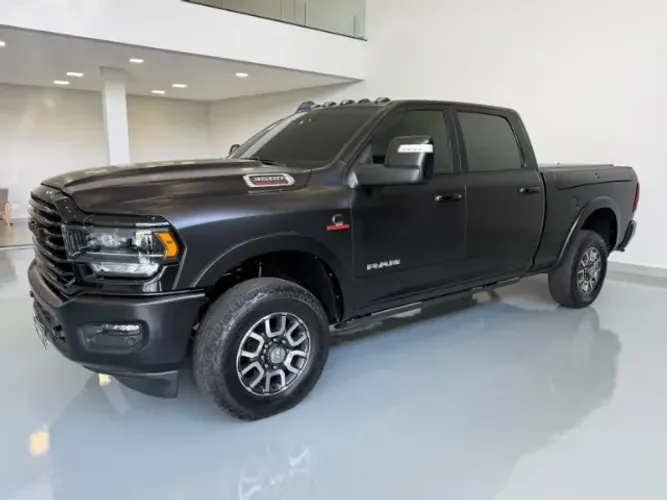 Ram 3500 Limited Longhorn 6.7 TB CD Diesel 2023