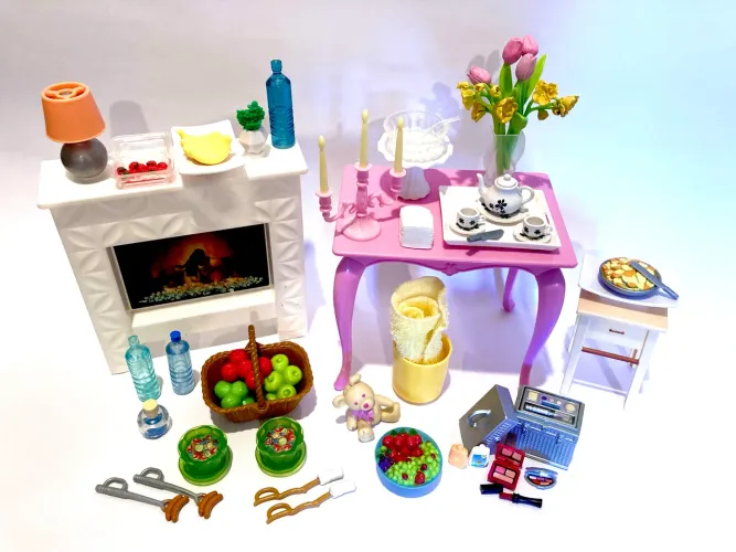 Barbie Lote Sala Comida Mesa Lareira Louça 