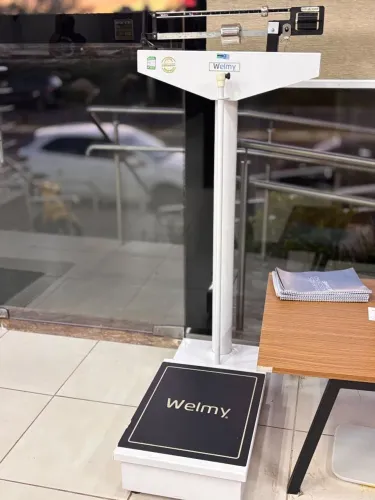Balança hospitalar Antropométrica Mecânica 300kg 104a Welmy
