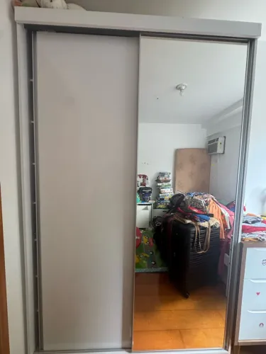 Guarda roupa