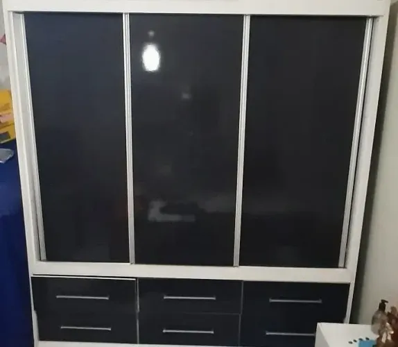 Guarda roupa em MDF