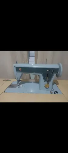 MAQUINA DE COSTURA SINGER CLÁSSICA USADA 