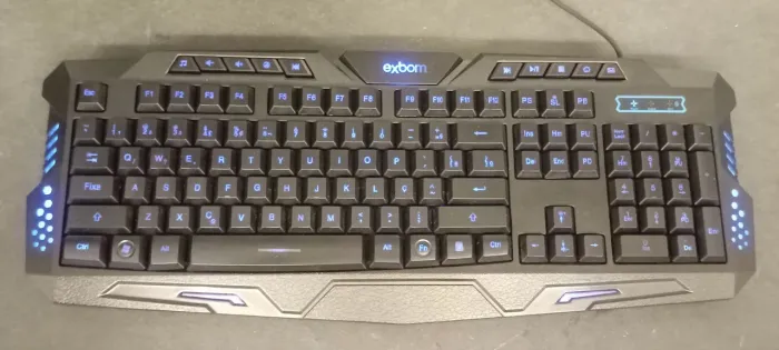 Teclado Gamer Multimidia EXBOM BK-G35