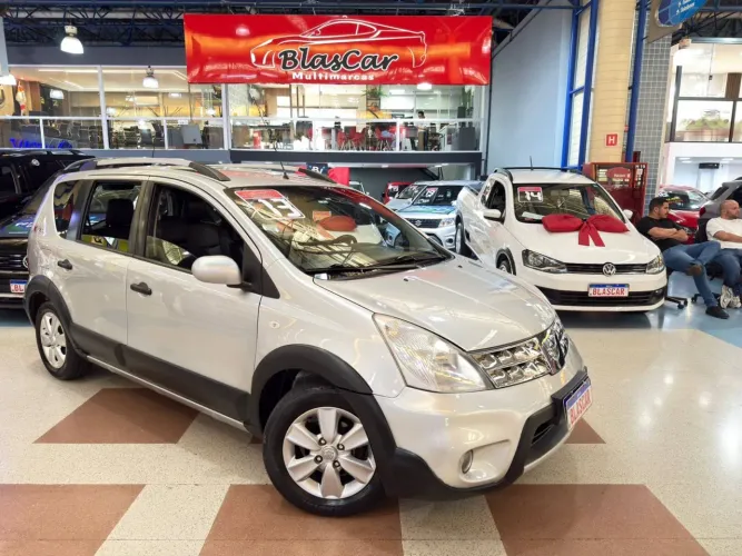 Nissan Livina X-gear Sl/X-gear 1.8 Flex F. Aut. 2013