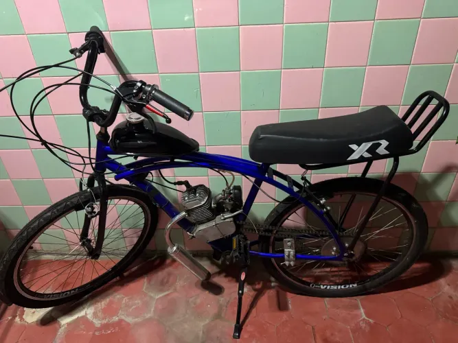 Bicicleta motorizada motor 2t de 50c