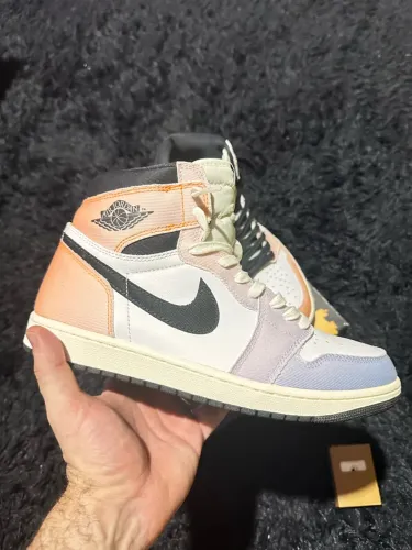 Tênis Jordan 1 High Skyline