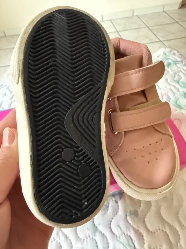 Tênis infantil Cano Alto - Velcro