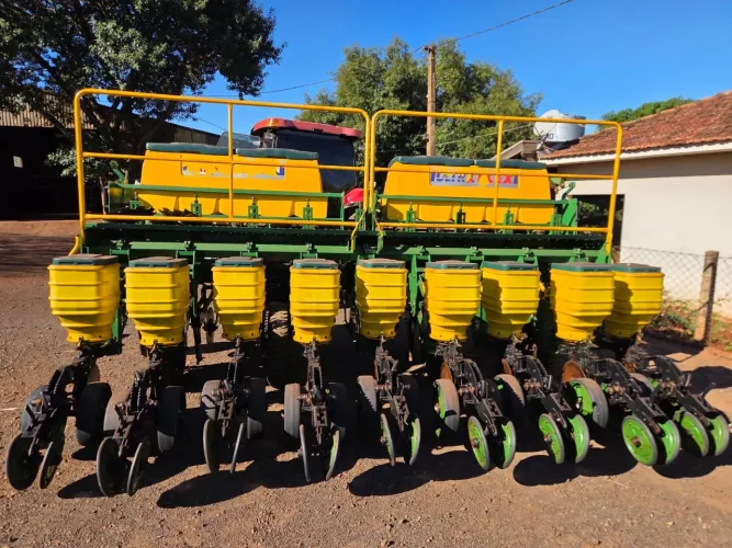 Plantadeira TATU ULTRA FLEX