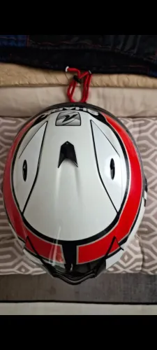 Capacete Shark Carbono Race R-Pro - para amantes de motos esportivas