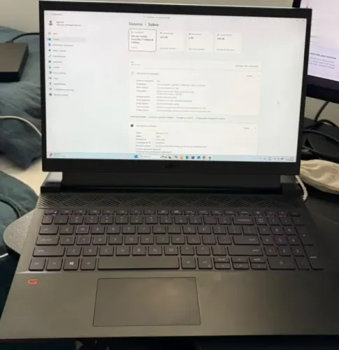 Dell G15 5511 - i7 11800H, RTX 3060 6GB, 32GB RAM, SSD 1TB, Win 11 Pro, Tela 165hz