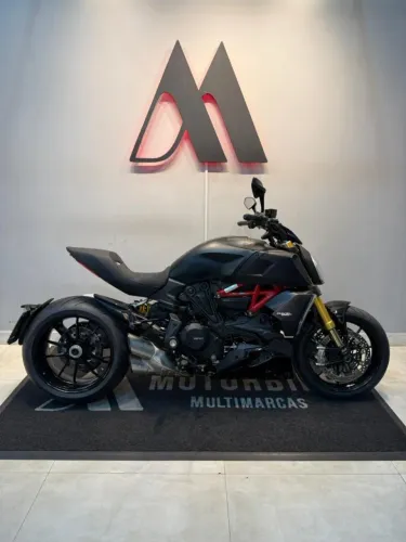 Ducati Diavel 1260 S 2022 - 5.956 KM