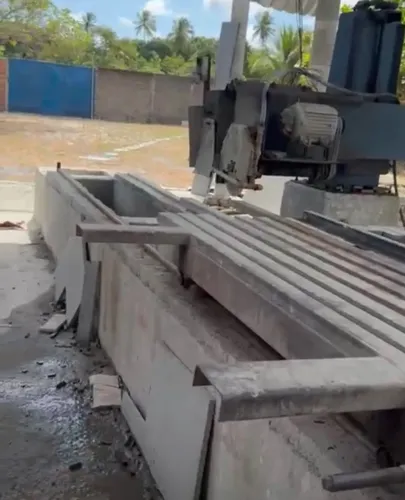 Vendo Máquina de cortar granito