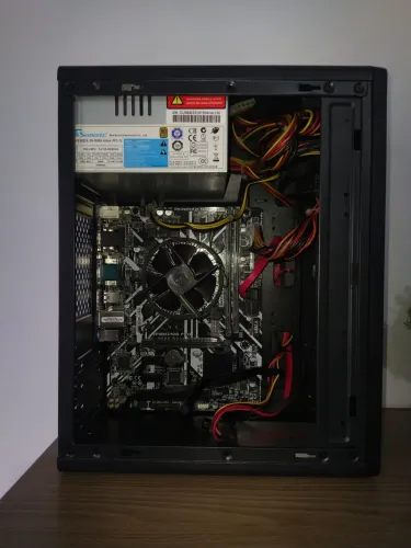 PC i3 8100 8GB DDR4 SSD 120GB WiFi Bluetooth - Pronto para Uso, Estudo, Trabalho e Upgrade