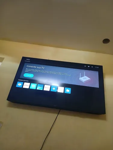 TV Philips 50 polegadas semi novo