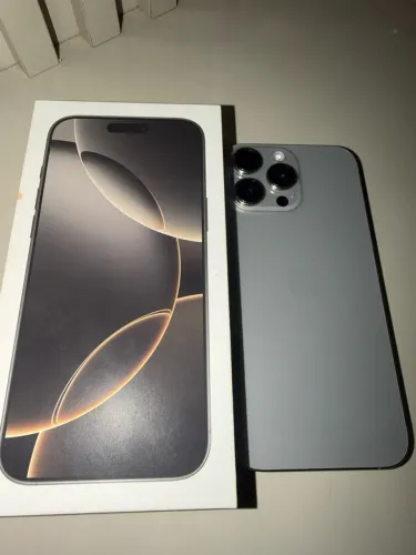 iPhone 16 Pro Max, 1º dono, comprado diretamente na loja da Apple, NF, perfeito