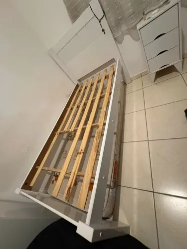 Cama de solteiro