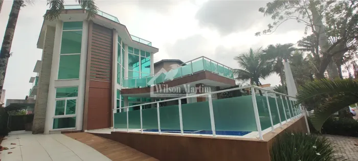 CASA A VENDA NO CONDOMÍNIO HANGA ROA III