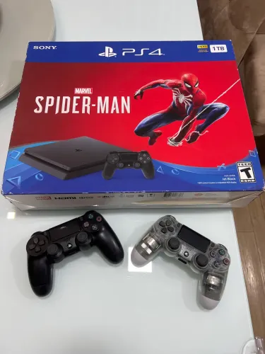 PS4 Spider Man - 1TB