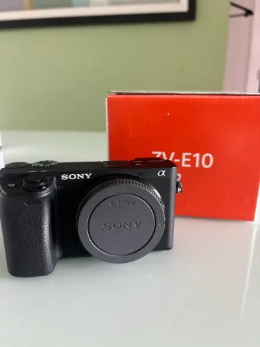Câmera Sony zve10