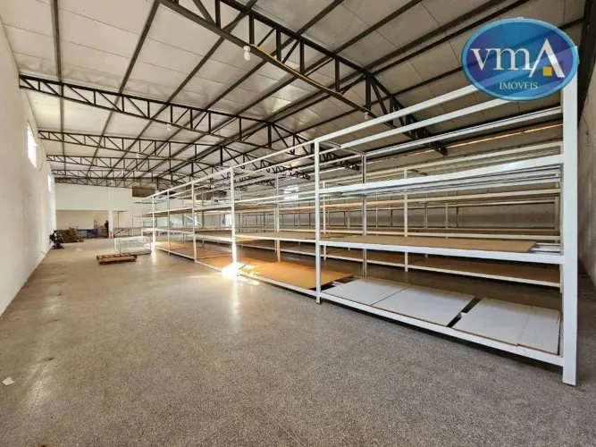 Barracão, 800 m² - Cidade Verde - Cuiabá/MT.