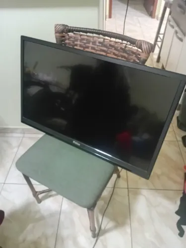  TV Philco de 32 polegadas sem controle remoto NÃO É SMART tv