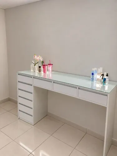 Vendo penteadeira: 1,60 x 1,00m