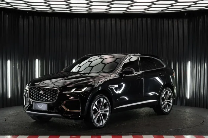 Jaguar F-Pace 3.0 R-dynamic SE AWD 340cv AUT 2023