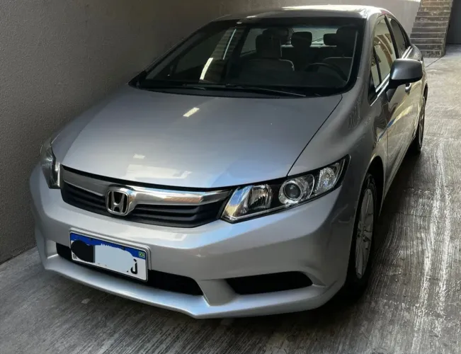 Honda Civic Sedan LXS 1.8/1.8 Flex 16V Aut. 4P 2014