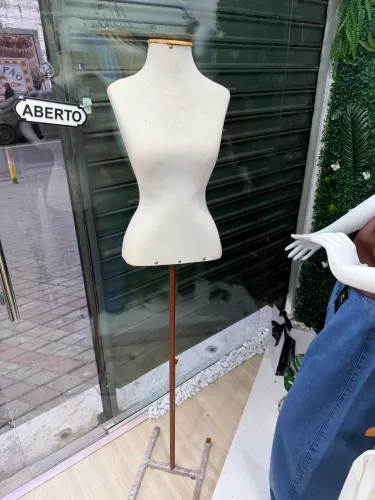 Artigos loja de roupa