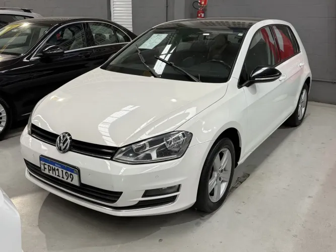 Volkswagen Golf Highline 1.4 TSI Total Flex Aut. 2017