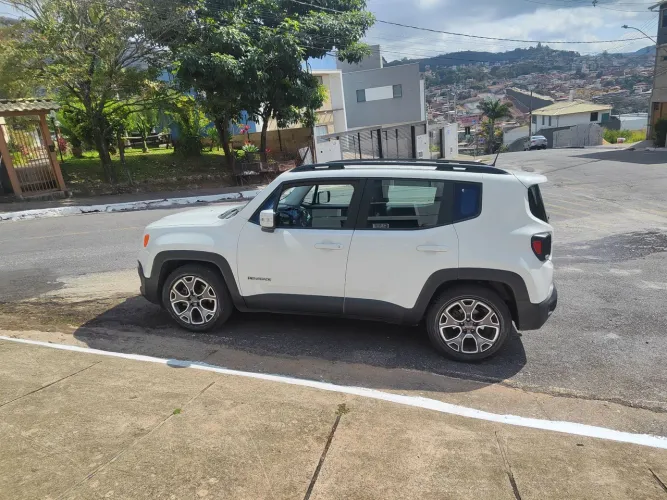 Jeep Renegade Longitude 1.8 4X2 Flex 16V Aut. 2017