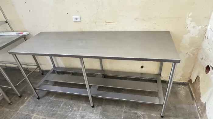 Mesa inox 1,90 x 65 nova