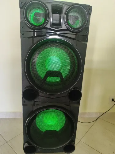 VENDO OU TROCO Caixa de som Gradiente 1500 W